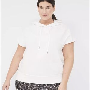 Livi Active White Short Sleeve Hoodie